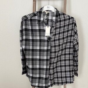 Cotton On Women's Plaid Button-Down Shirt - Black and White